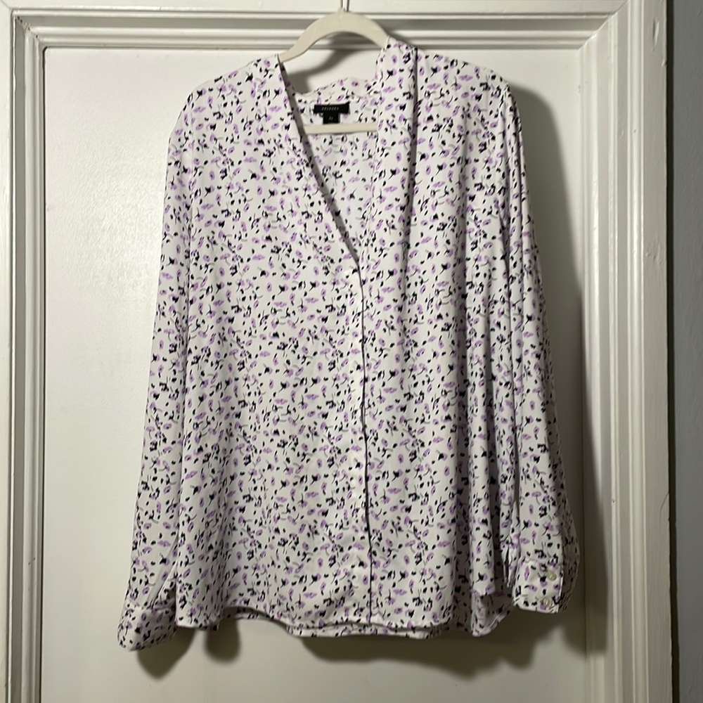 Halogen v-neck top